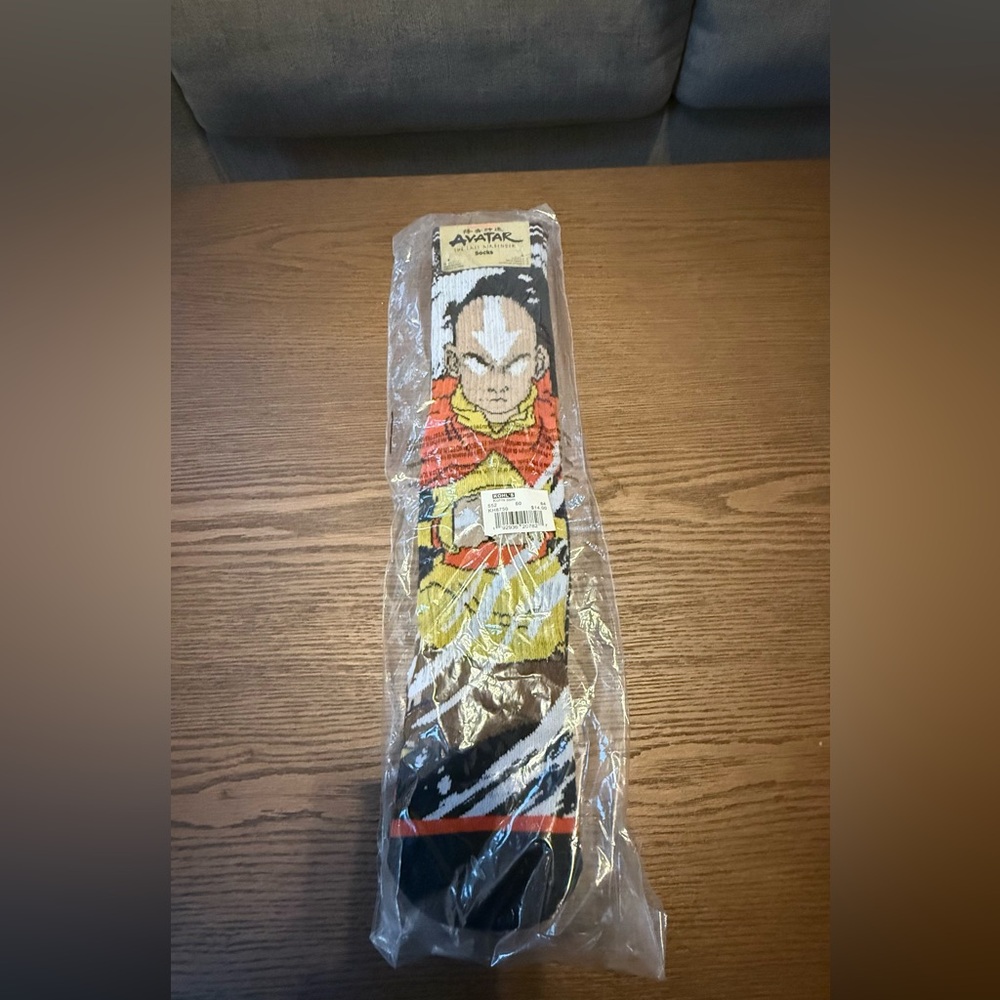 NWT Avatar The Last Airbender Aang Socks - 2Pairs - SZ 6-12 - Unisex